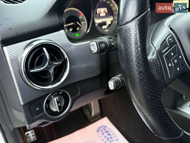 Внедорожник / Кроссовер Mercedes-Benz GLK-Class 2012 в Виннице