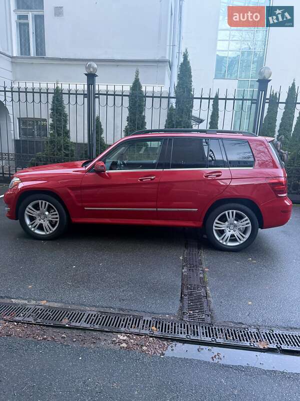 Позашляховик / Кросовер Mercedes-Benz GLK-Class 2014 в Києві