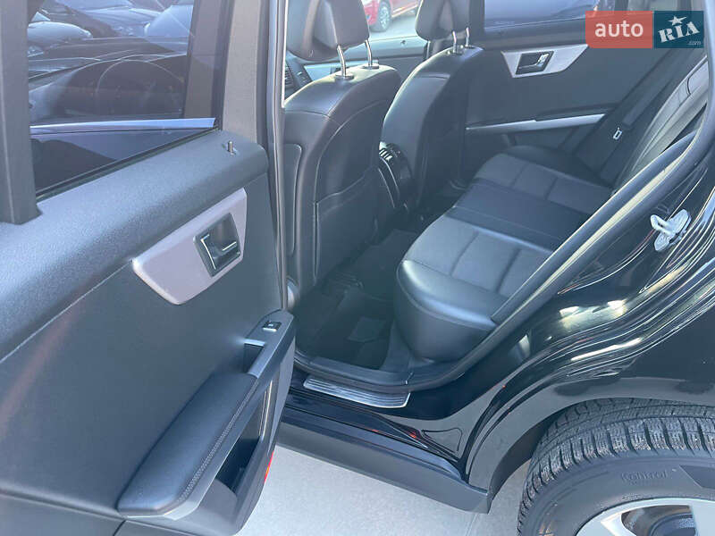 Внедорожник / Кроссовер Mercedes-Benz GLK-Class 2011 в Ровно