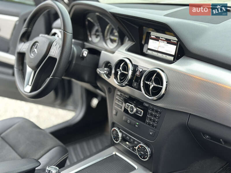 Внедорожник / Кроссовер Mercedes-Benz GLK-Class 2012 в Киеве