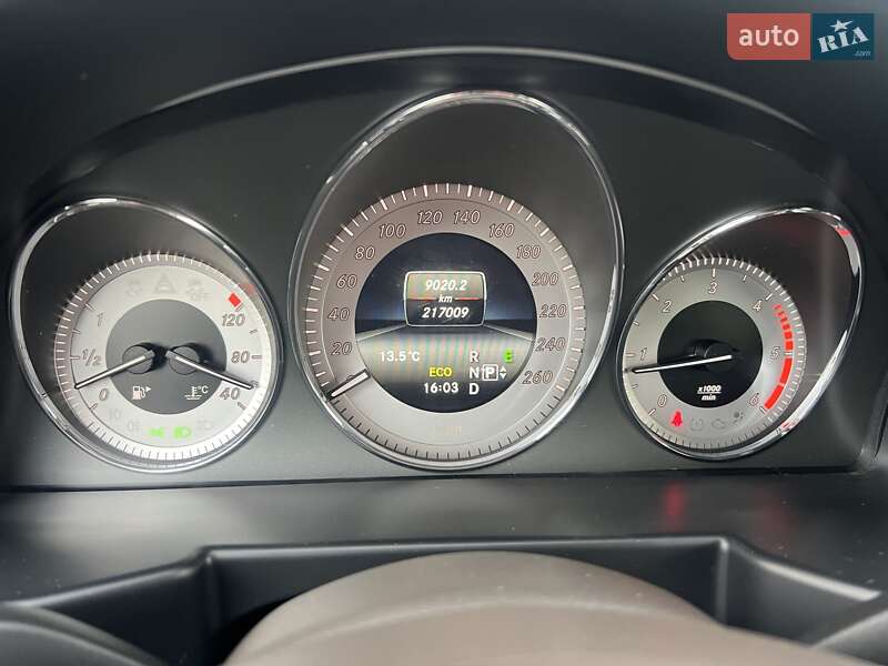 Внедорожник / Кроссовер Mercedes-Benz GLK-Class 2013 в Виноградове фото 2 Внедорожник / Кроссовер Mercedes-Benz GLK-Class 2013 в Виноградове