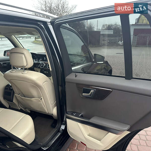 Внедорожник / Кроссовер Mercedes-Benz GLK-Class 2013 в Ровно
