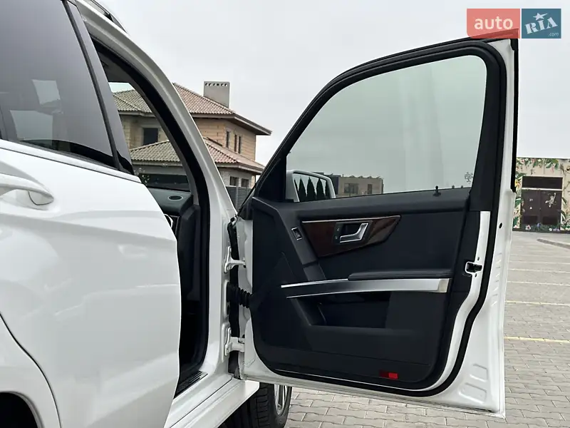 Mercedes-Benz GLK-Class 2014 VIN WDCGG0EB3EG317218 фото оголошення 41 з 109