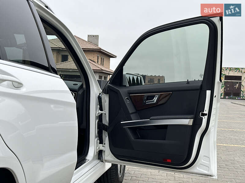 Позашляховик / Кросовер Mercedes-Benz GLK-Class 2014 в Одесі
