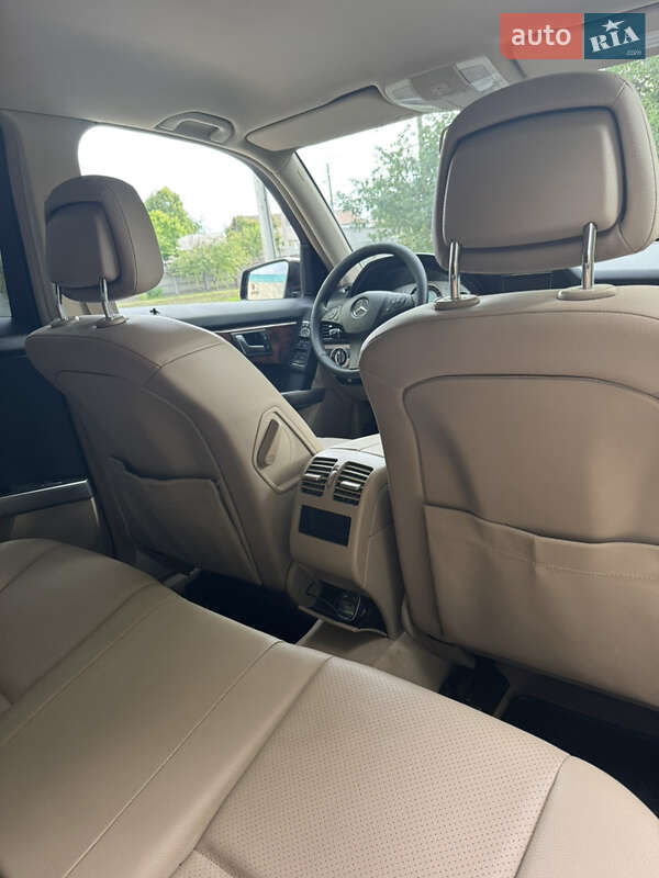 Позашляховик / Кросовер Mercedes-Benz GLK-Class 2011 в Києві
