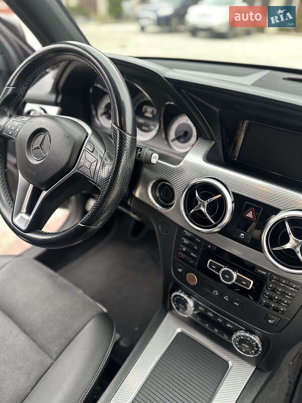Внедорожник / Кроссовер Mercedes-Benz GLK-Class 2013 в Черновцах фото 12 Внедорожник / Кроссовер Mercedes-Benz GLK-Class 2013 в Черновцах