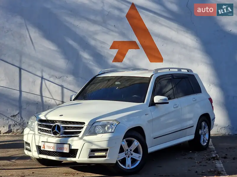 Mercedes-Benz GLK-Class 2011