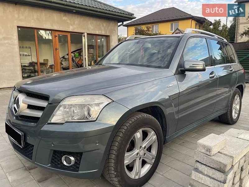 Mercedes-Benz GLK-Class 2011
