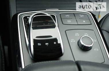 Позашляховик / Кросовер Mercedes-Benz GLS-Class 2017 в 