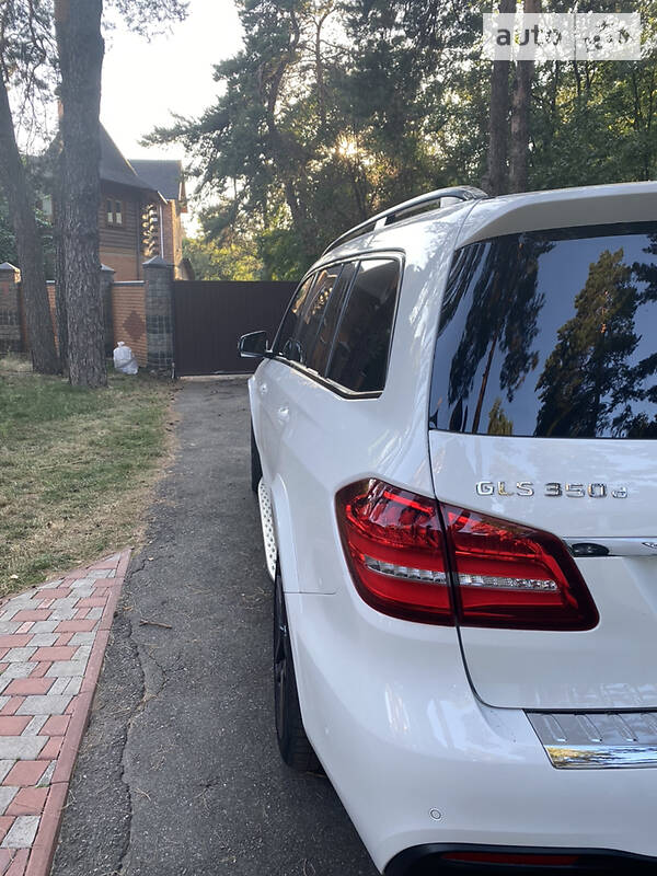 Внедорожник / Кроссовер Mercedes-Benz GLS-Class 2016 в Киеве фото 4 Внедорожник / Кроссовер Mercedes-Benz GLS-Class 2016 в Киеве