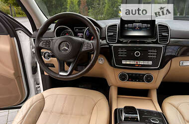 Позашляховик / Кросовер Mercedes-Benz GLS-Class 2016 в 