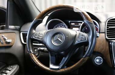 Внедорожник / Кроссовер Mercedes-Benz GLS-Class 2016 в 