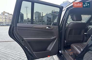 Позашляховик / Кросовер Mercedes-Benz GLS-Class 2019 в 