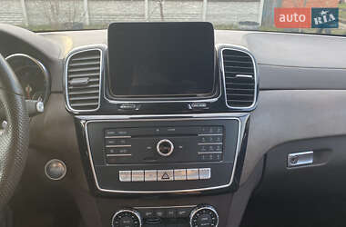 Позашляховик / Кросовер Mercedes-Benz GLS-Class 2016 в 