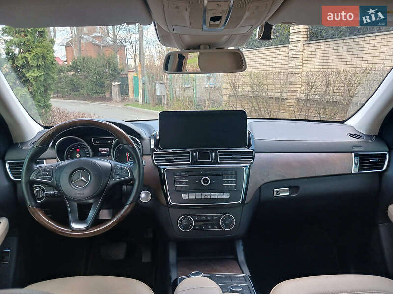 Внедорожник / Кроссовер Mercedes-Benz GLS-Class 2016 в Киеве