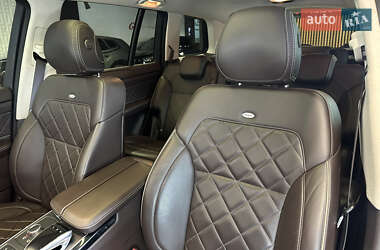 Позашляховик / Кросовер Mercedes-Benz GLS-Class 2016 в 