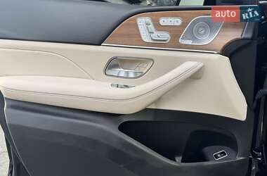 Позашляховик / Кросовер Mercedes-Benz GLS-Class 2021 в 