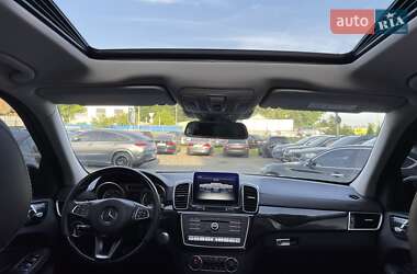 Позашляховик / Кросовер Mercedes-Benz GLS-Class 2016 в 