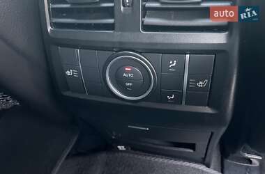 Позашляховик / Кросовер Mercedes-Benz GLS-Class 2016 в 