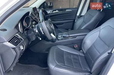 Позашляховик / Кросовер Mercedes-Benz GLS-Class 2016 в 