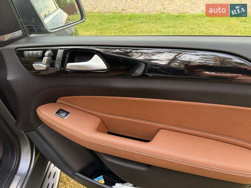 Позашляховик / Кросовер Mercedes-Benz GLS-Class 2019 в Полтаві