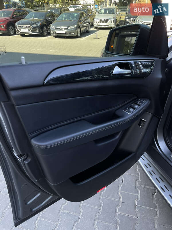 Позашляховик / Кросовер Mercedes-Benz GLS-Class 2016 в Одесі