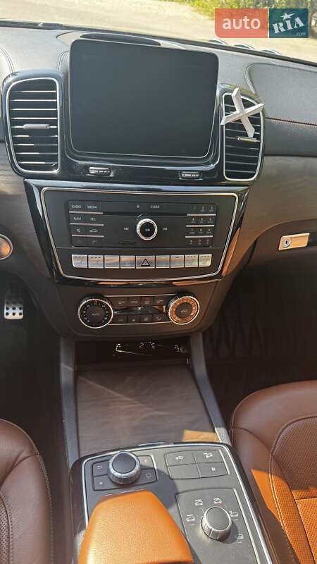Внедорожник / Кроссовер Mercedes-Benz GLS-Class 2017 в Ужгороде фото 16 Внедорожник / Кроссовер Mercedes-Benz GLS-Class 2017 в Ужгороде