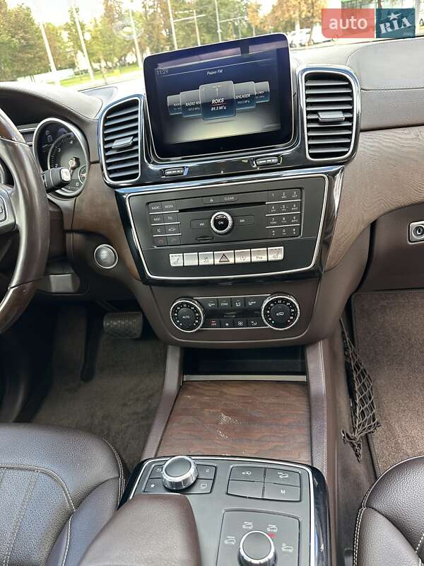 Внедорожник / Кроссовер Mercedes-Benz GLS-Class 2017 в Киеве фото 41 Внедорожник / Кроссовер Mercedes-Benz GLS-Class 2017 в Киеве