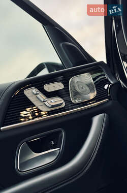 Внедорожник / Кроссовер Mercedes-Benz GLS-Class 2023 в 