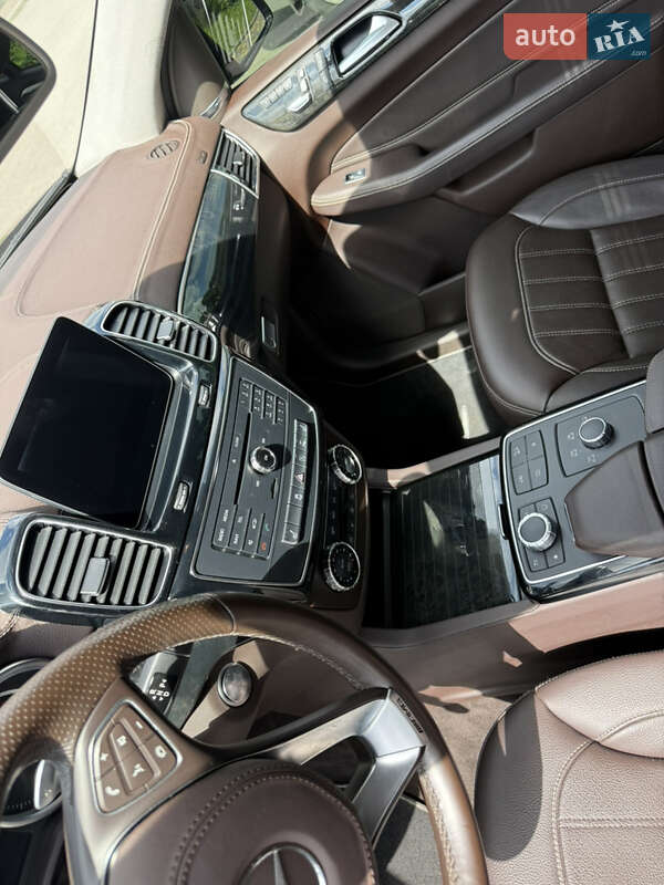Внедорожник / Кроссовер Mercedes-Benz GLS-Class 2016 в Софиевской Борщаговке