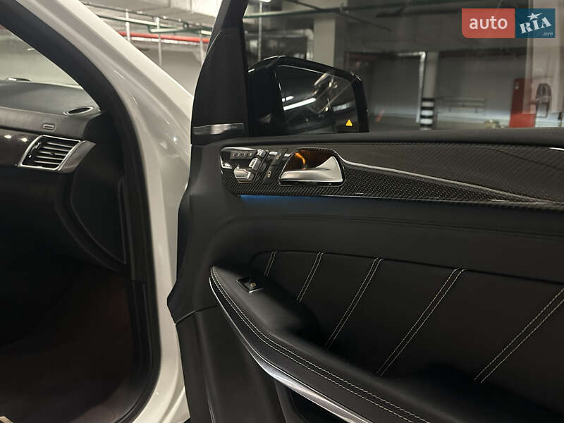 Внедорожник / Кроссовер Mercedes-Benz GLS-Class 2016 в Киеве фото 29 Внедорожник / Кроссовер Mercedes-Benz GLS-Class 2016 в Киеве