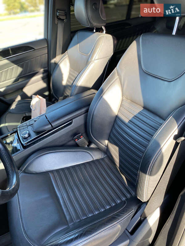 Седан Mercedes-Benz GLS-Class 2016 в Рівному фото 20 Седан Mercedes-Benz GLS-Class 2016 в Рівному