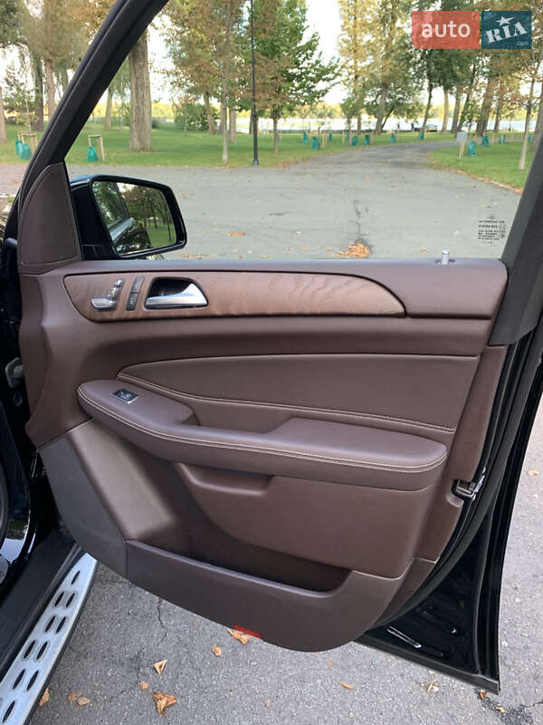Внедорожник / Кроссовер Mercedes-Benz GLS-Class 2018 в Киеве фото 25 Внедорожник / Кроссовер Mercedes-Benz GLS-Class 2018 в Киеве