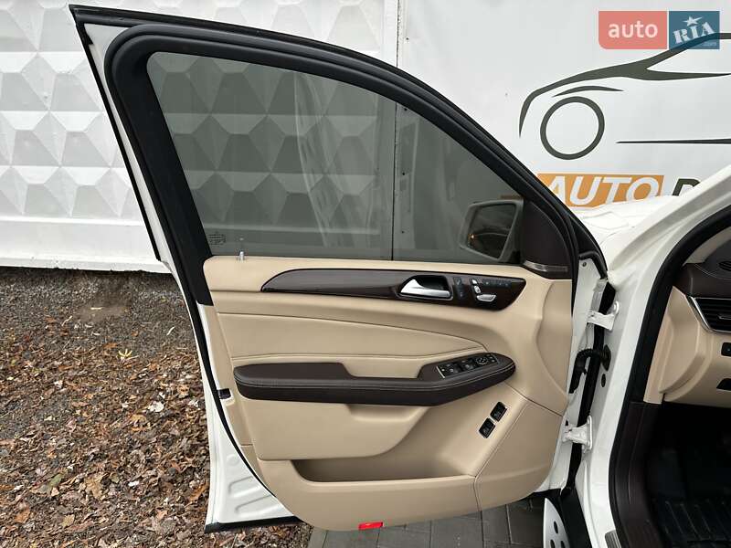 Позашляховик / Кросовер Mercedes-Benz GLS-Class 2019 в Києві фото 17 Позашляховик / Кросовер Mercedes-Benz GLS-Class 2019 в Києві