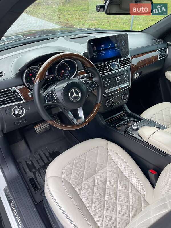 Внедорожник / Кроссовер Mercedes-Benz GLS-Class 2017 в Львове фото 27 Внедорожник / Кроссовер Mercedes-Benz GLS-Class 2017 в Львове