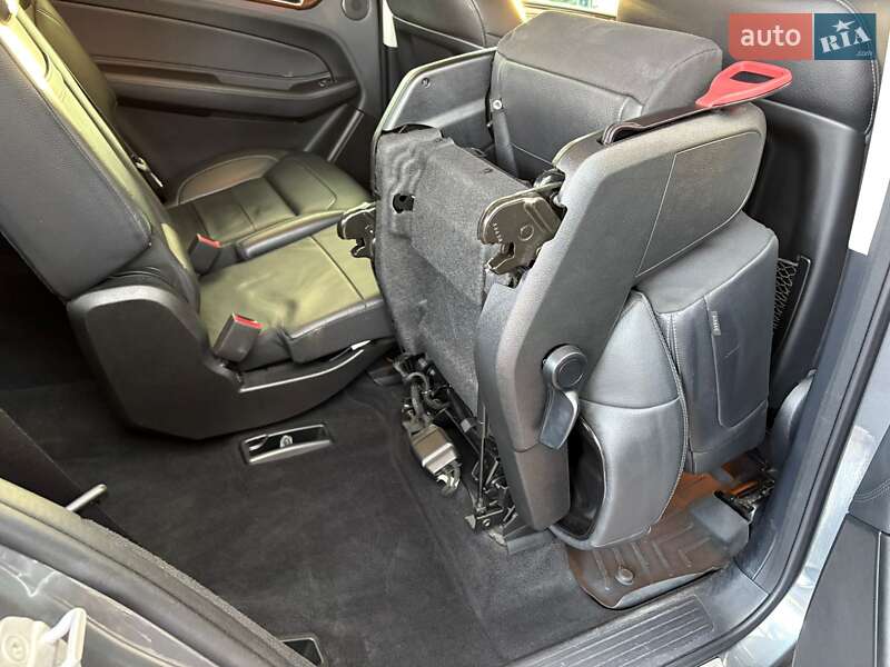 Внедорожник / Кроссовер Mercedes-Benz GLS-Class 2017 в Днепре фото 25 Внедорожник / Кроссовер Mercedes-Benz GLS-Class 2017 в Днепре