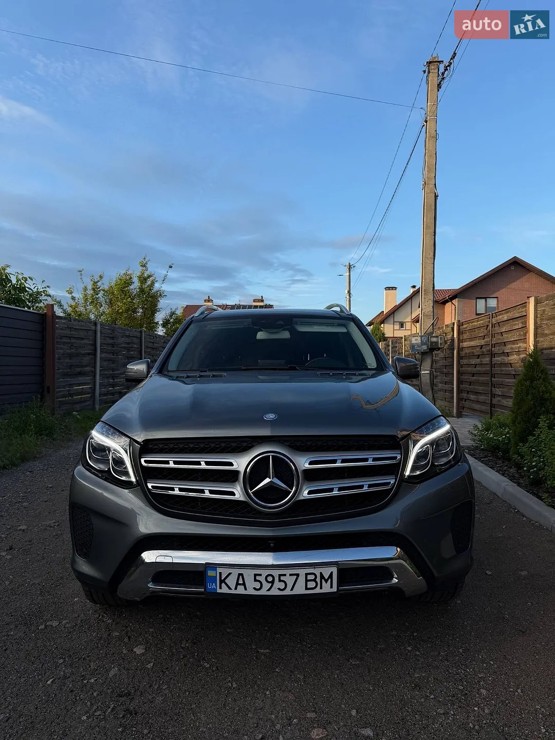 Mercedes-Benz GLS-Class 2017 VIN 4JGDF6EE5HA931442 фото оголошення 10 з 19