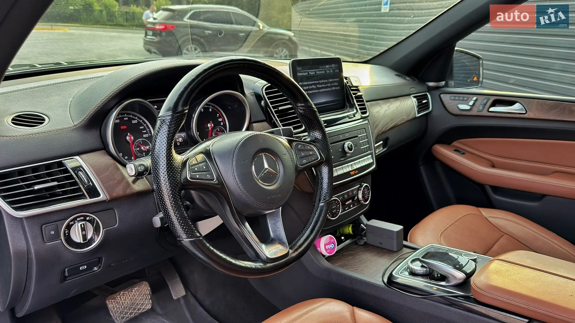 Mercedes-Benz GLS-Class 2016 VIN 4JGDF6EE4HA879754 фото оголошення 10 з 25