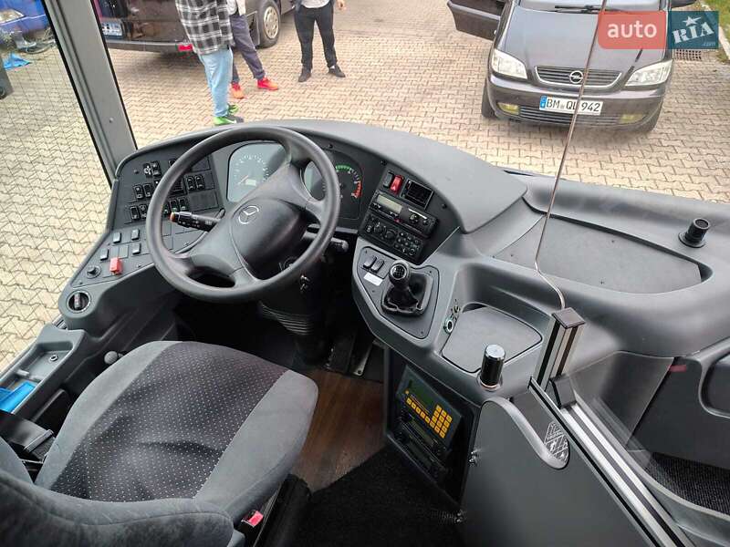 Пригородный автобус Mercedes-Benz Integro 2011 в Киеве