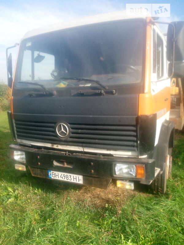 Эвакуатор Mercedes-Benz LK-Series 2000 в Одессе фото 2 Эвакуатор Mercedes-Benz LK-Series 2000 в Одессе