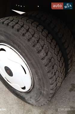 Вантажний фургон Mercedes-Benz LK-Series 1998 в 