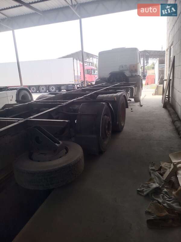 Вантажний фургон Mercedes-Benz LK-Series 1994 в Кривому Розі