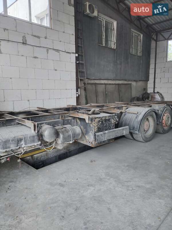 Вантажний фургон Mercedes-Benz LK-Series 1994 в Кривому Розі
