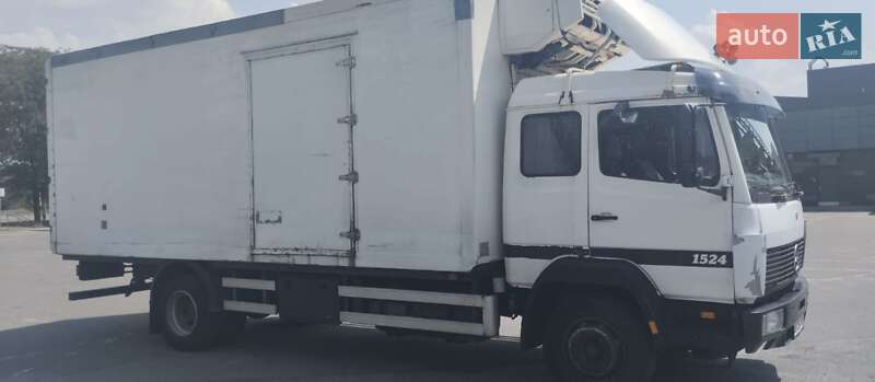 Mercedes-Benz LK-Series 1993 Mercedes-Benz LK-Series 1993