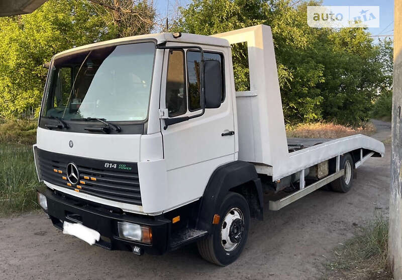 Эвакуатор Mercedes-Benz LN-Series 1997 в Киеве