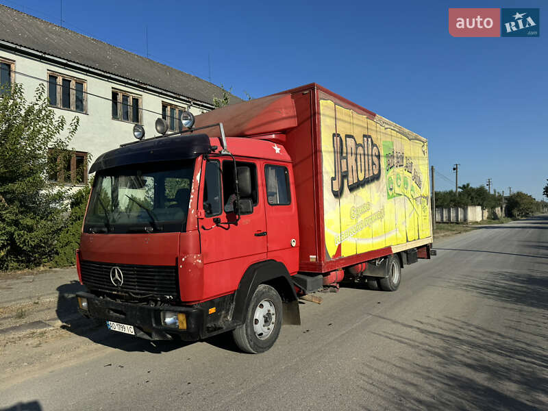 Грузовой фургон Mercedes-Benz LN-Series 1996 в Виноградове