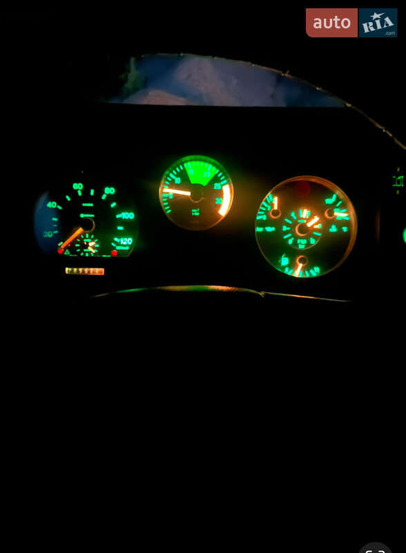 Грузовой фургон Mercedes-Benz LN-Series 1997 в Луцке