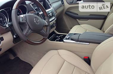 Внедорожник / Кроссовер Mercedes-Benz M-Class 2016 в Киеве