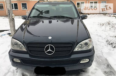 Внедорожник / Кроссовер Mercedes-Benz M-Class 2003 в Киеве