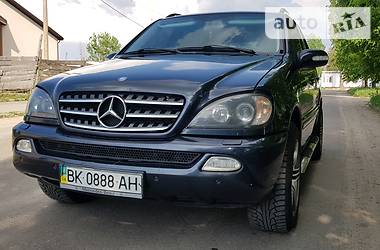 Внедорожник / Кроссовер Mercedes-Benz M-Class 2003 в Ровно